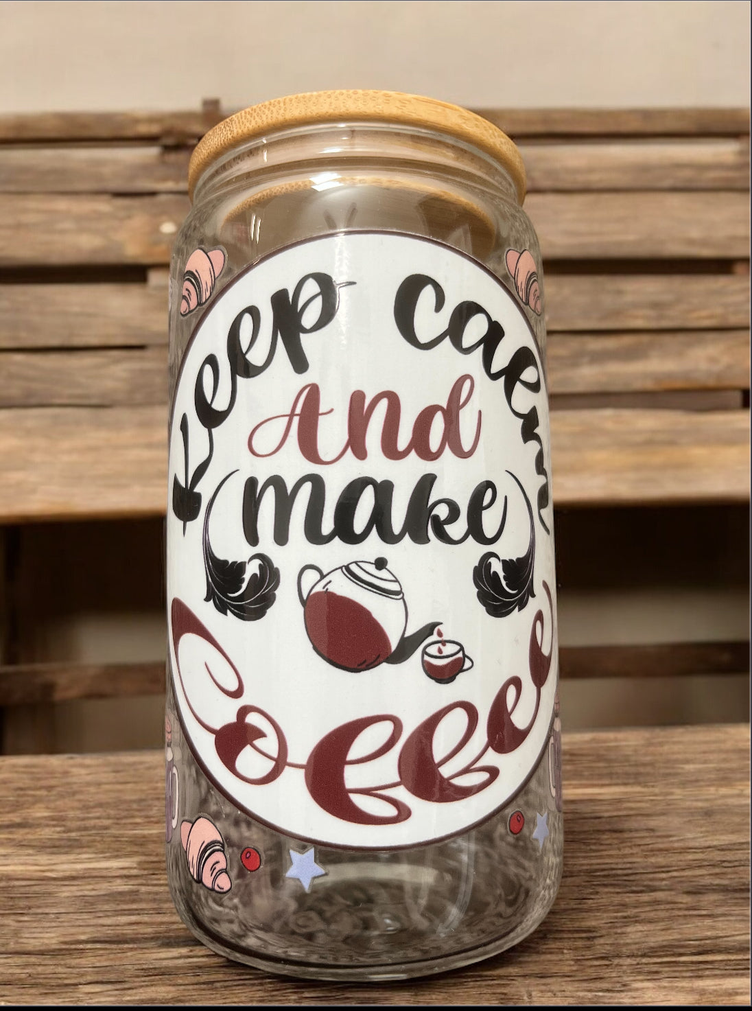 BUNDLE GLASS CUP 16OZ ‘KEEP CALM AND MAKE COFFEE”