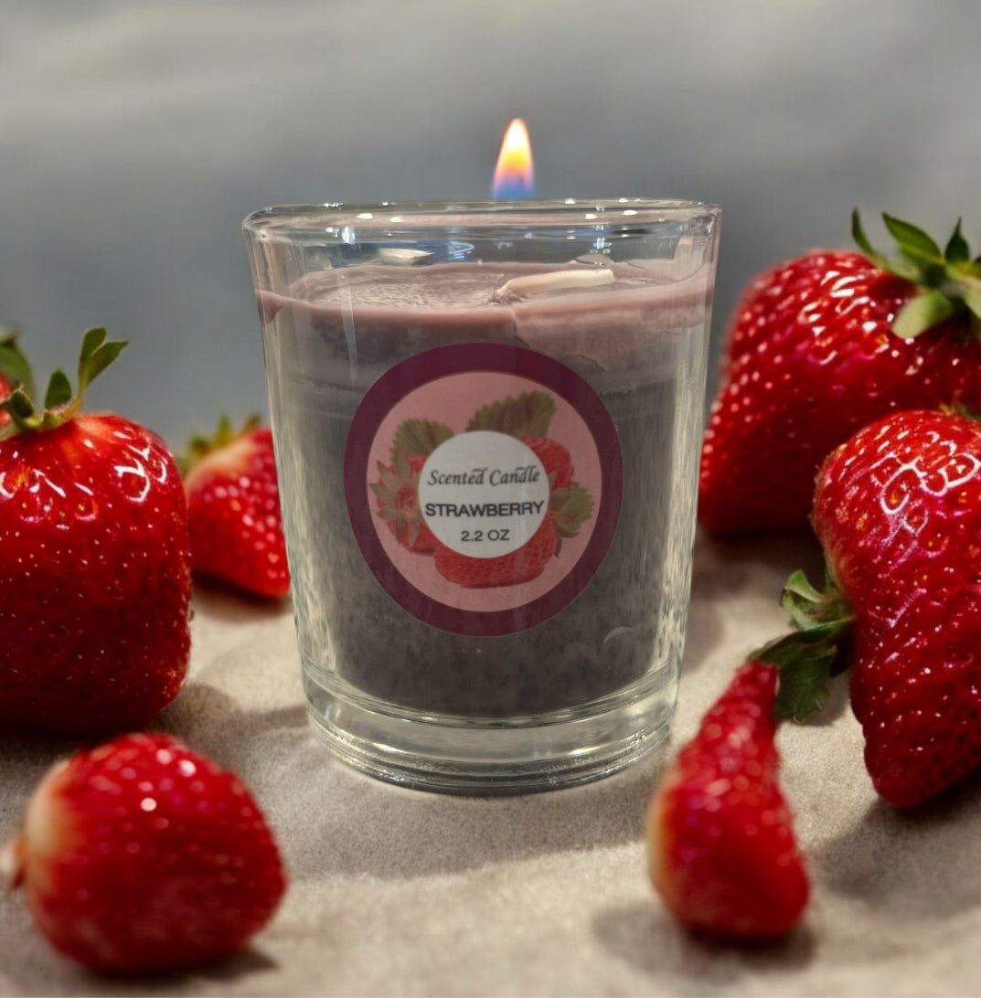 Scented Candle Strawberry 2.2oz.
